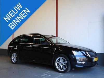 tweedehands Skoda Octavia Combi 1.5 TSI Aut. Business NAVI/CLIMA/CRUISE/PDC/17"LMV!