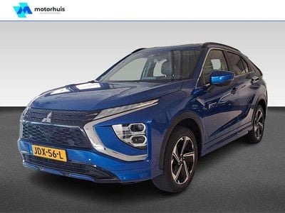Blauw, metallic lak Occasion 2023 Mitsubishi Eclipse Cross Intense+ SUV | € 23.945 (Goede deal)