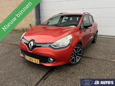Rood Gebruikt 2013 Renault Clio GrandTour Expression Stationwagen | € 4.745 (Goede deal)