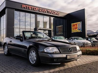 Zwart Occasion 1990 Mercedes SL300 Cabriolet | € 19.945