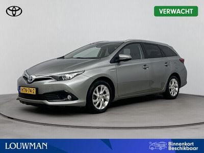 Toyota Auris Hybrid
