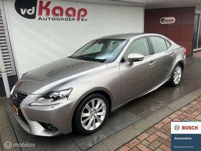 Lexus IS300h