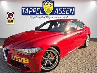 Rood Gebruikt 2016 Alfa Romeo Giulia Super Sedan | € 16.850 (Duur)