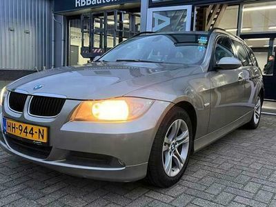 tweedehands BMW 318 3-SERIE Touring d Corporate Lease High Executive leer clima navigatie cruise controle om-velgen pdc