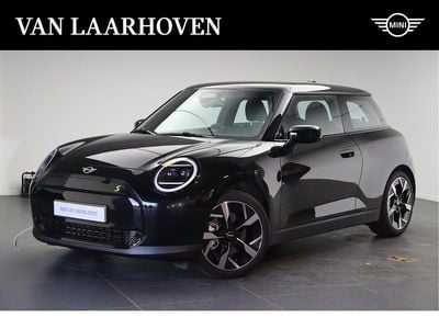 Occasion Mini Cooper SE Classic 160 kW (218 PK) 2025 Zwart Hatchback