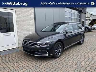 tweedehands VW up! PASSAT Variant 1.4 TSI PHEV GTE Business / AUTOMAAT/ 218 PK/ PANO/ DYNAUDIO/ 360 CAMERA/ PARK. SENSOREN/ DODE HOEK/ MATRIX/ HEADDISPLAY/ MEMORY SEATS/ STOEL EN STUUR VERWARM./ ADAPT. CRUISE/ APP CONNECT/ NAVI/ CLIMA/ 18" LMV/