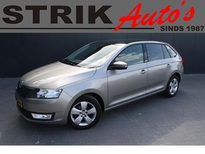 tweedehands Skoda Rapid Spaceback 1.2 TSI Greentech JOY NAVIGATIE - TREKHAAK - PANORAMADAK - 1e EIGENAAR