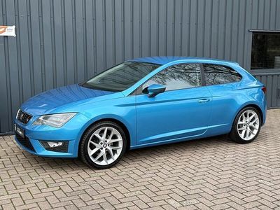 Blauw (metallic) Gebruikt 2014 Seat Leon SC FR Hatchback | € 9.949