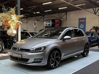 Grijs Occasion 2013 VW Golf VII Highline Hatchback | € 15.999 (Duur)