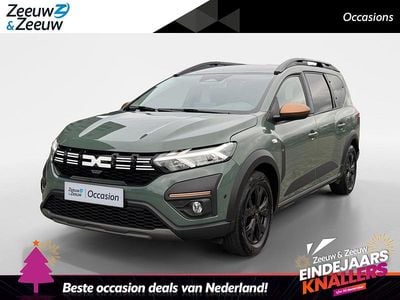 Lichen kaki (donker groen) Gebruikt 2025 Dacia Jogger Extreme MPV | € 29.950 (Eerlijke prijs)