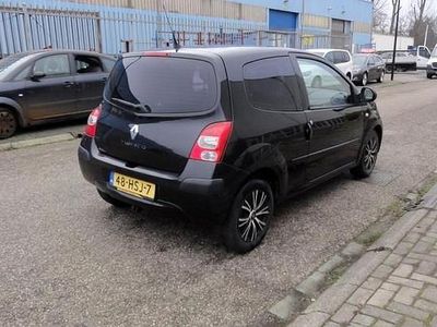 Zwart (metallic) Gebruikt 2009 Renault Twingo Authentique Hatchback | € 1.850 (Eerlijke prijs)