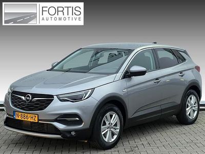 Grijs Gebruikt 2021 Opel Grandland X Business Elegance SUV | € 19.700 (Goede deal)
