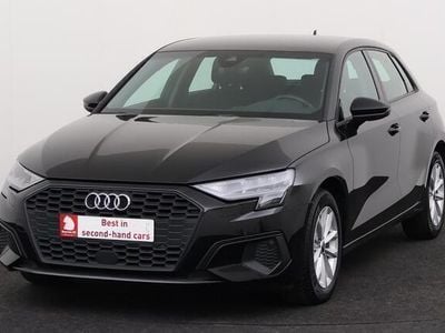 Zwart Gebruikt 2022 Audi A3 Attraction | € 24.995 (Goede deal)