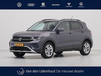 Grijs (metallic) Gebruikt 2024 VW T-Cross Edition SUV | € 27.340 (Eerlijke prijs)