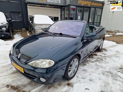 Groen Gebruikt 2000 Renault Mégane Cabriolet | € 850