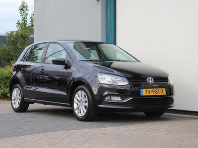 Zwart Gebruikt 2017 VW Polo Comfortline Hatchback | € 10.990 (Goede deal)