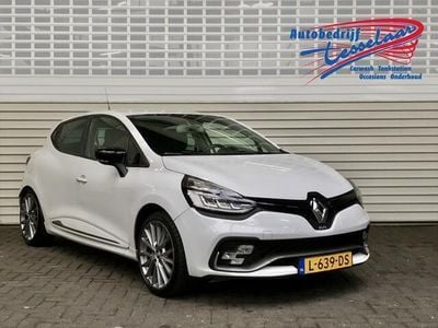 Wit Occasion 2018 Renault Clio IV R.S. Hatchback | € 17.500 (Iets duurder)