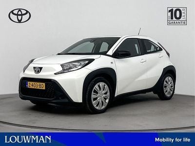 Wit Occasion 2024 Toyota Aygo X Play SUV | € 17.375 (Goede deal)