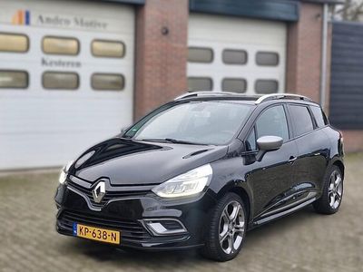 Zwart Gebruikt 2016 Renault Clio GrandTour Intens Stationwagen | € 10.950 (Duur)