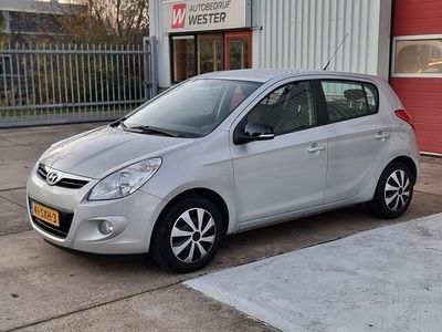Grijs Gebruikt 2012 Hyundai i20 Hatchback | € 4.250 (Iets duurder)