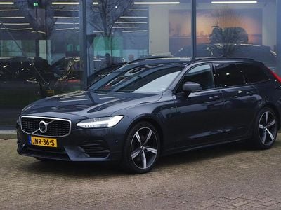 Grijs Gebruikt 2019 Volvo V90 R-Design Stationwagen | € 33.950 (Goede deal)