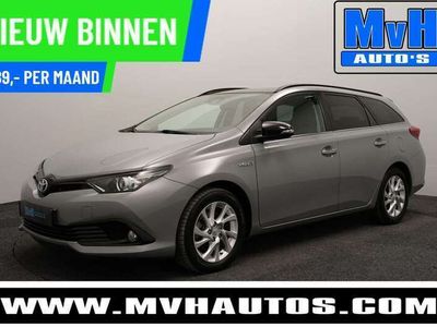 tweedehands Toyota Auris Touring Sports 1.8 Hybrid Black Edition|LUXE!