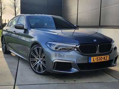 BMW M550