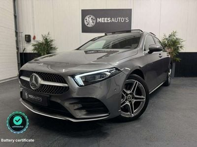 Grijs Gebruikt 2020 Mercedes A250 AMG Hatchback | € 29.950 (Eerlijke prijs)