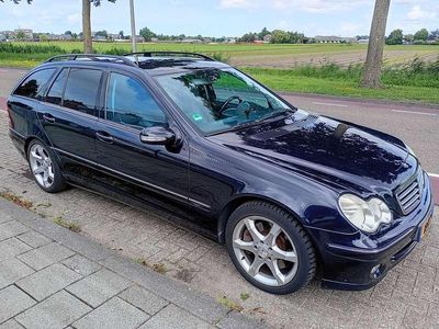 Mercedes C230