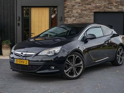 Opel Astra GTC