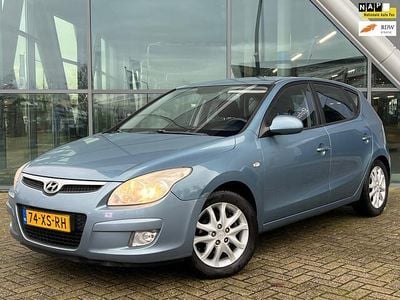Blauw Occasion 2007 Hyundai i30 Dynamiq Hatchback | € 1.999 (Eerlijke prijs)