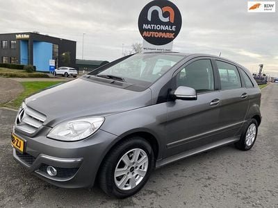 Grijs Gebruikt 2008 Mercedes B150 MPV | € 2.250 (Super prijs)