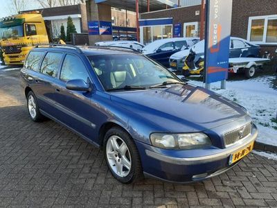 tweedehands Volvo V70 2.4 D5 163PK NIEUWE DISTRIBUTIERIEM