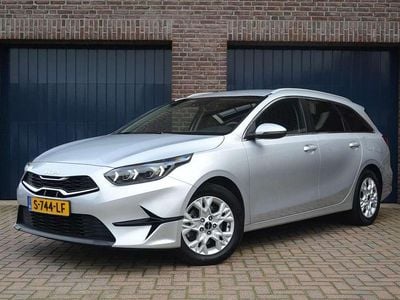 Grijs Gebruikt 2023 Kia Ceed Sportswagon Stationwagen | € 16.950 (Goede deal)