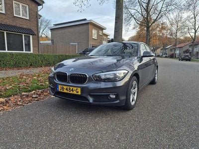 Grijs Gebruikt 2016 BMW 116 Hatchback | € 12.500 (Eerlijke prijs)