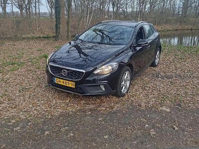Occasion 2015 Volvo V40 CC Momentum Stationwagen | € 11.950 (Goede deal)