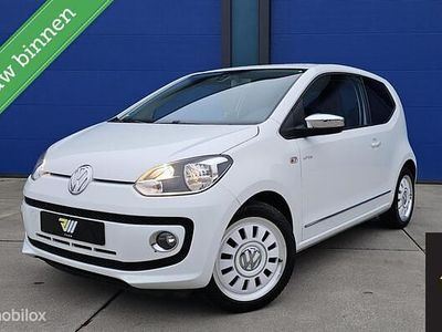 Occasion VW up! high up! 75 PK (55 kW) 2011 Wit Hatchback
