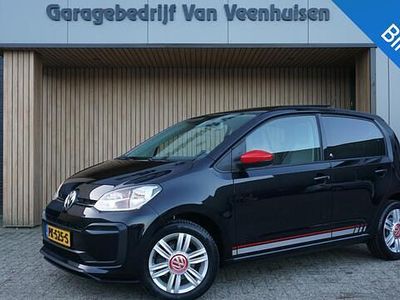 Zwart Occasion 2017 VW up! Beats Hatchback | € 12.950 (Iets duurder)
