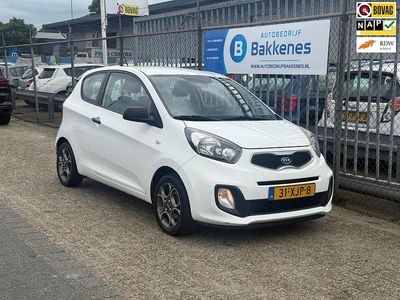 Wit Occasion 2012 Kia Picanto Hatchback | € 3.245 (Eerlijke prijs)