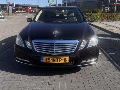 Mercedes E200