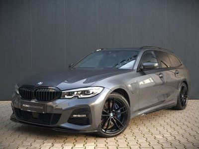 BMW 330e