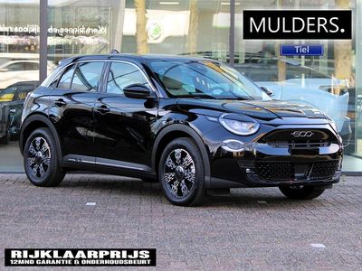 Zwart Nieuw 2025 Fiat 600E Urban SUV | € 29.994