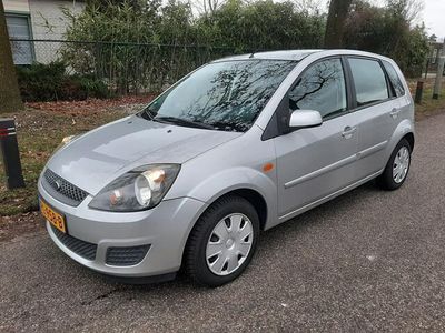 tweedehands Ford Fiesta 1.3-8V Cool & Sound | Airco | Electrische ramen en Centrale vergrendeling | 5 deurs | 61678 km!