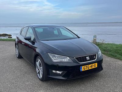Occasion Seat Leon Business 2013 Zwart (metallic) Hatchback