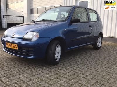 Blauw (metallic) Occasion 2005 Fiat Seicento Active Hatchback | € 999 (Eerlijke prijs)