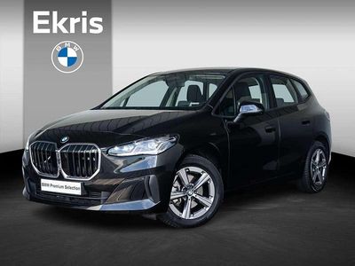 Zwart, metallic lak Gebruikt 2023 BMW 218 Active Tourer Comfort Edition MPV | € 32.295 (Iets duurder)