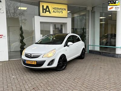 Occasion Opel Corsa Color Edition 101 PK (74 kW) 2012 Wit Hatchback