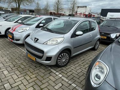 tweedehands Peugeot 107 1.0-12V XR Nieuwe Apk