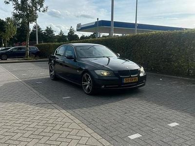 BMW 335