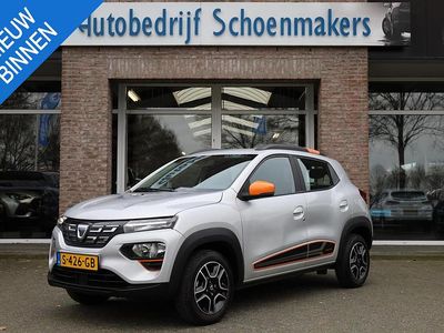 Occasion Dacia Spring Comfort Plus 30 kW (41 PK) 2023 Grijs Hatchback